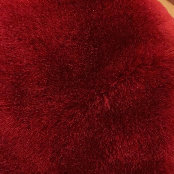Toddlers red faux fur jacket - Picture 6 of 7
